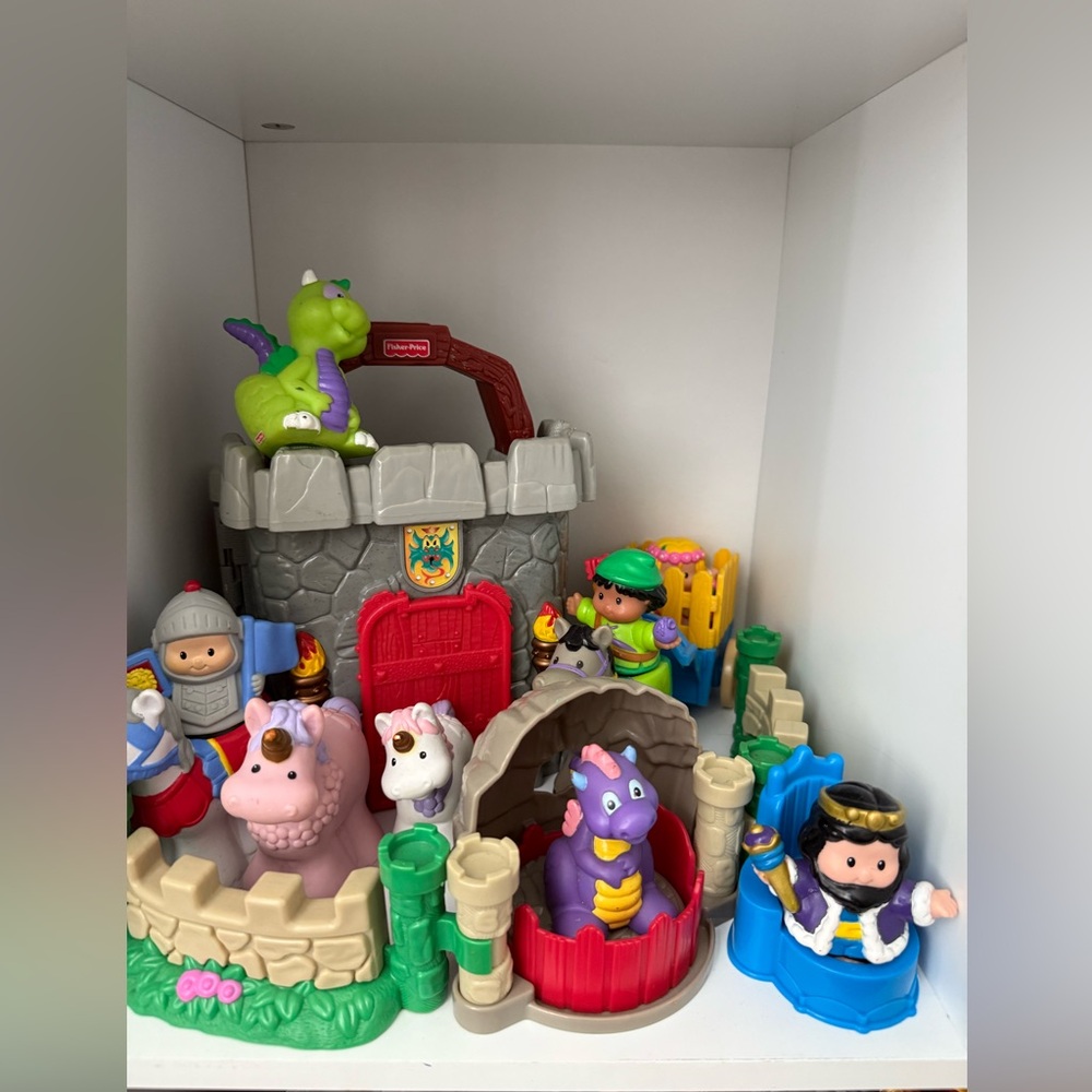 Little People Fisher-Price Castle